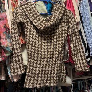 Brown and cream houndstooth sweater